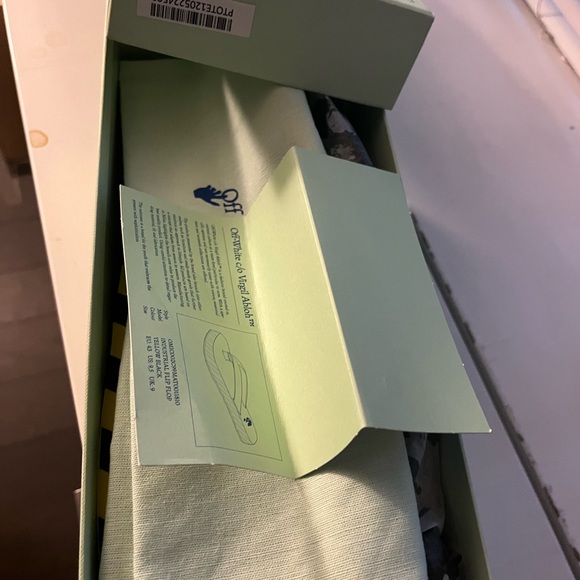 Brand new. Only removed from the box to take these images. - Picture 3 of 7